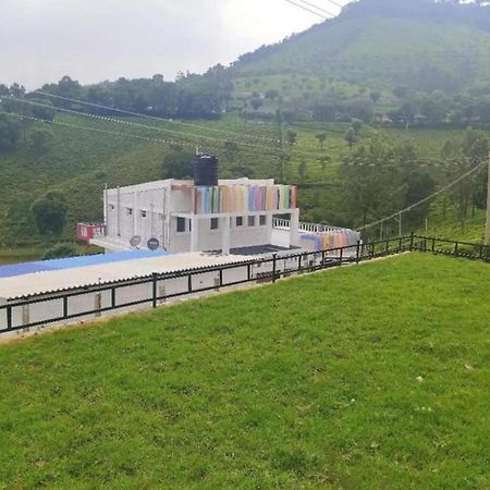 Hill Park Hotell Ooty Exteriör bild