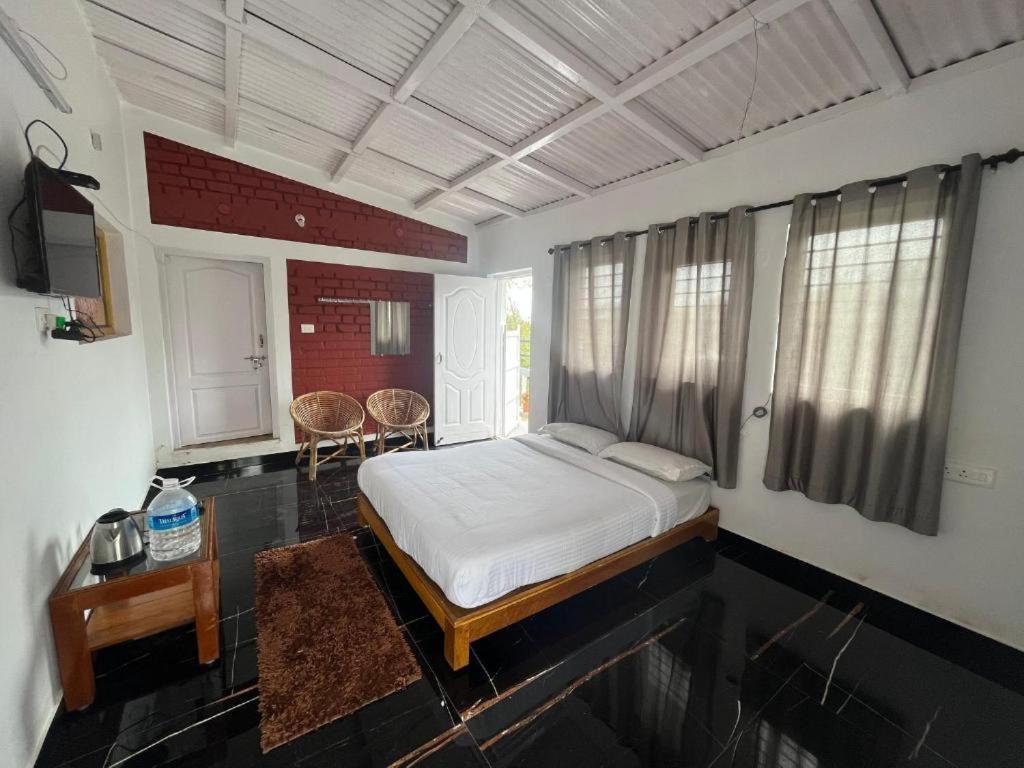Hill Park Hotell Ooty Exteriör bild